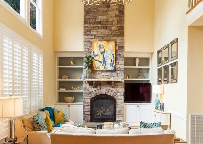transitional.livingroom.couturehaus